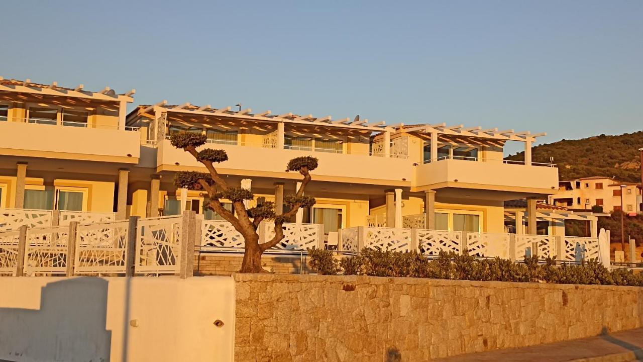 Welcomely - White Terrace - Condominio Acqualife 카니지오네 외부 사진